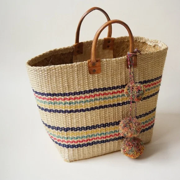 MAR Y SOL Caracas Striped Sisal/ Seagrass Pom Pom Market Tote - Picture 5 of 11